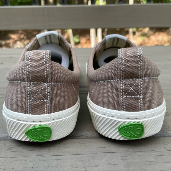 Cariuma OCA Low Washed Burn Sand Nude and Contrast Thread Canvas shoes size 10 - Picture 8 of 13
